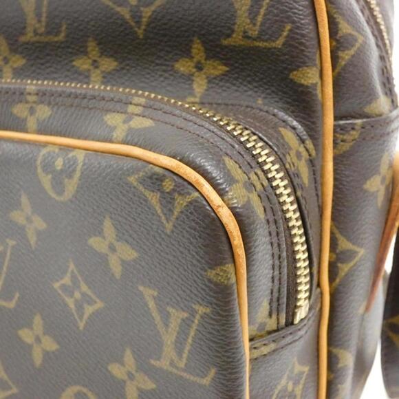 LOUIS VUITTON Brown Monogram Shoulder Bag - Picture 5 of 9